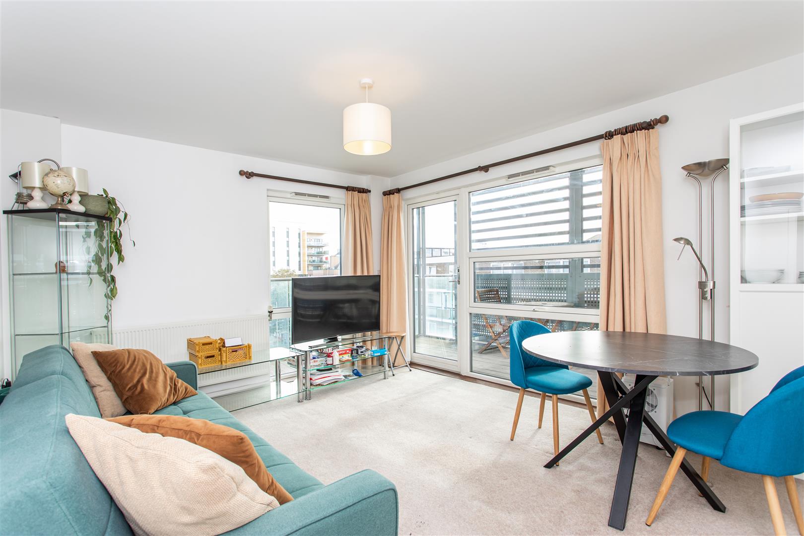 Thorn Apartments, Mile End